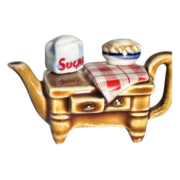 Bundle of 4 Vintage Cardew Tiny Teapots - Picture 2 of 14